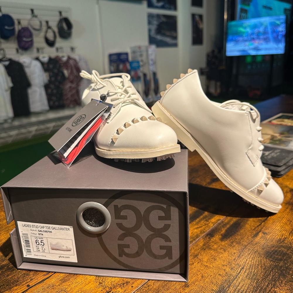 G/FORE Ladies Stud Cap Toe Gallivanter Golf Shoes